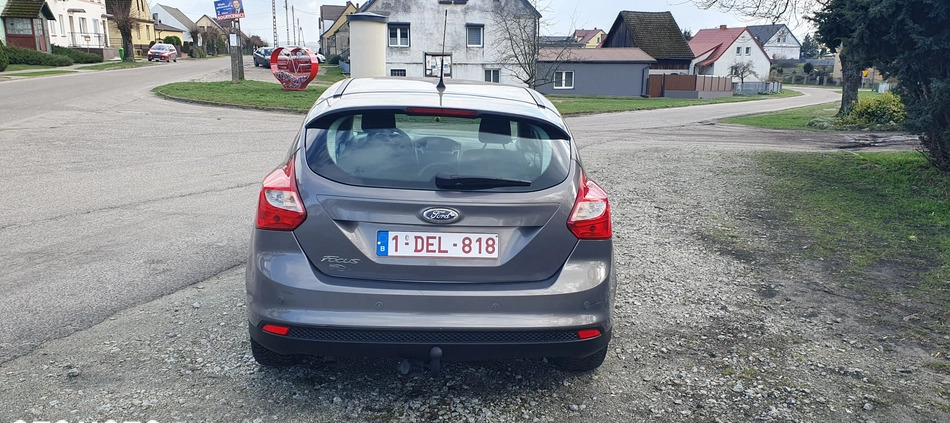 Ford Focus cena 24900 przebieg: 240000, rok produkcji 2014 z Kłobuck małe 37